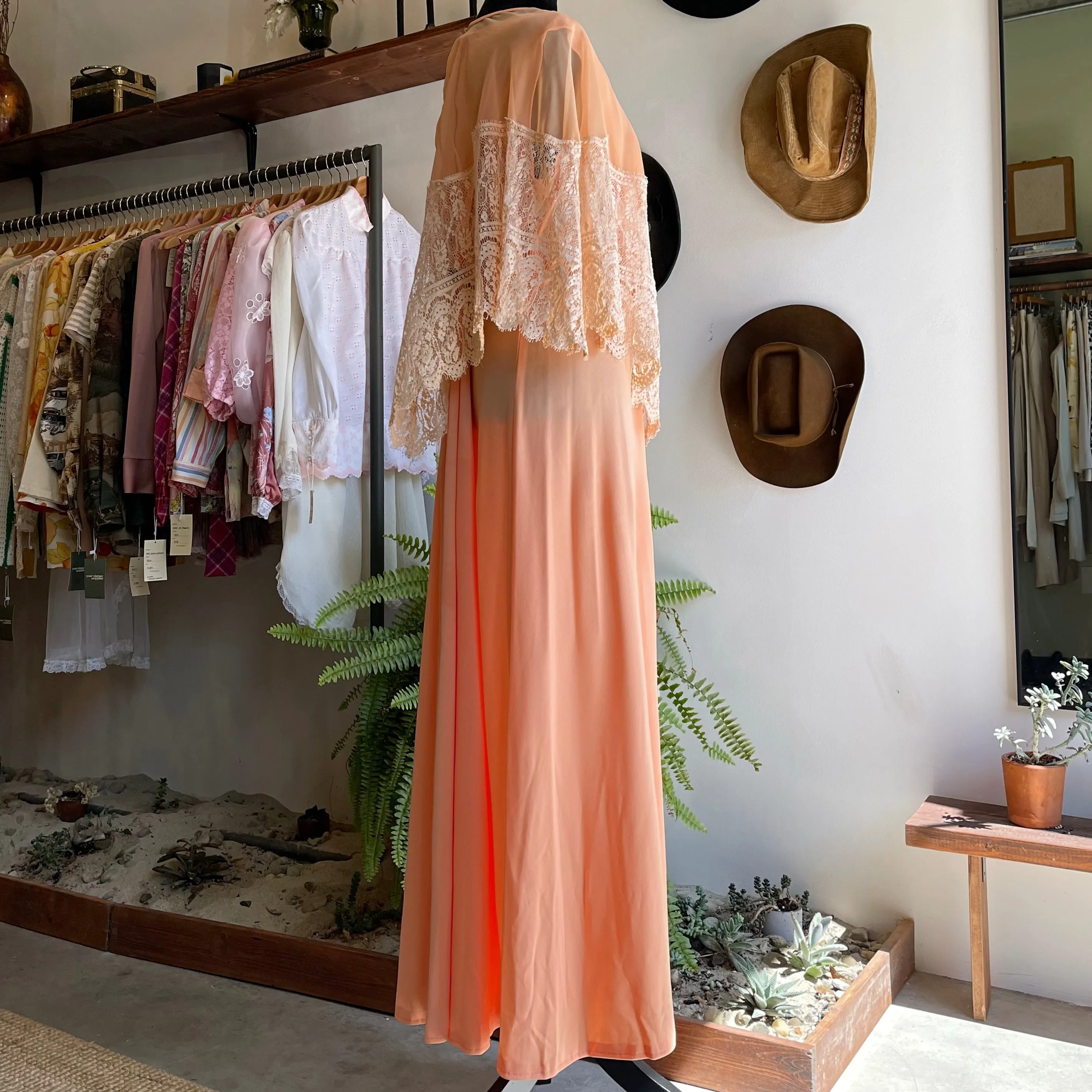 70’s Vintage sleeveless Gown with Silk Lace Cape