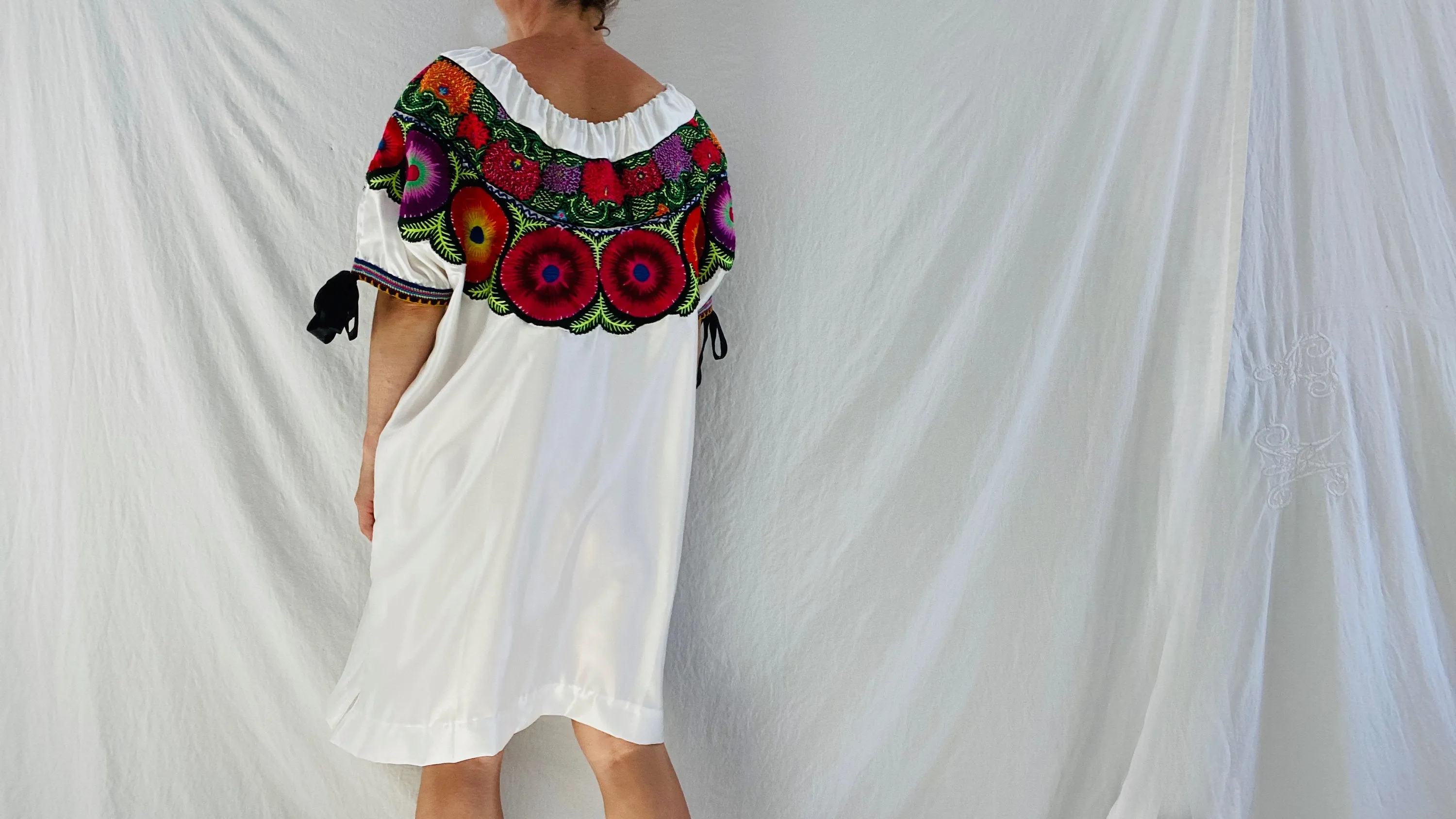 Silk Ocosinango Dress.